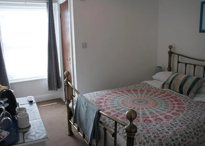 North Sands Guest house 3*